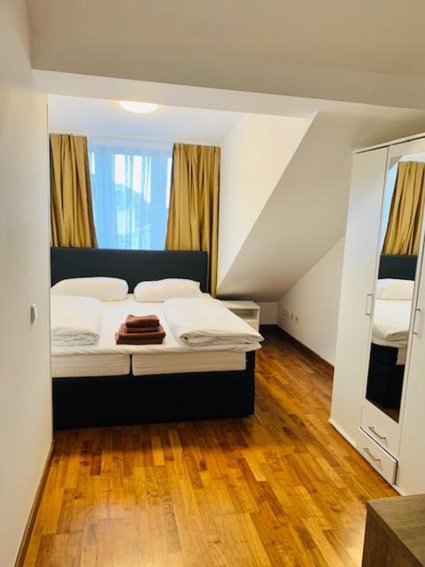 וינה Aurellia Deluxe Apartments מראה חיצוני תמונה
