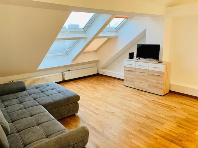 וינה Aurellia Deluxe Apartments מראה חיצוני תמונה