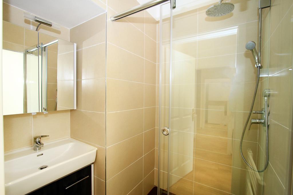 וינה Aurellia Deluxe Apartments מראה חיצוני תמונה