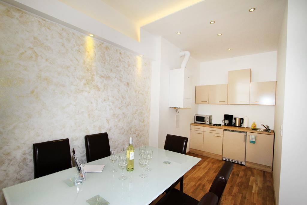 וינה Aurellia Deluxe Apartments חדר תמונה