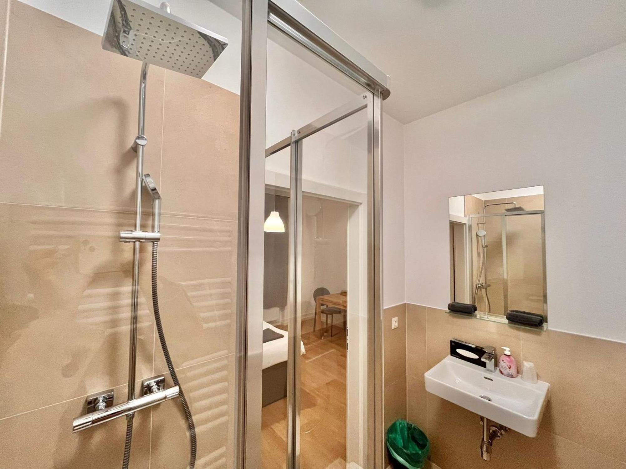 וינה Aurellia Deluxe Apartments מראה חיצוני תמונה