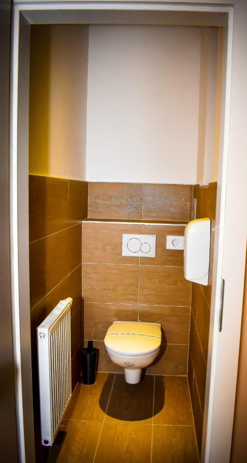 וינה Aurellia Deluxe Apartments מראה חיצוני תמונה